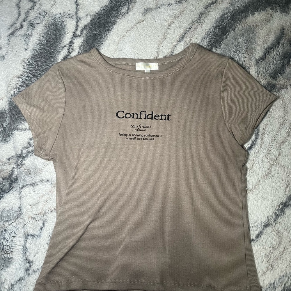 Confident Graphic Short Sleeve Tee - Taupe